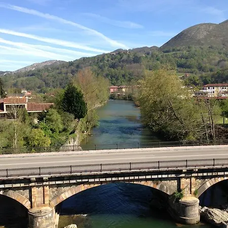 Aldea Del Puente *